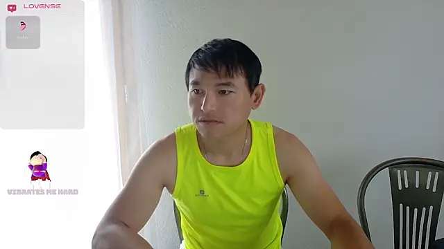 Snapshot of AsianBoy_WhiteDaddy chatting on June 2026 05:28:02 AM AsianBoy WhiteDaddy online show from June 2026 05:28:02 AM