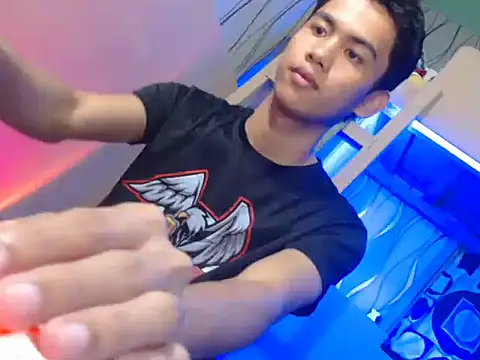 Demure Asian143 online show from October 2025 09:29:02 AM