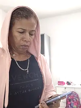 Merybeks online show from October 2025 10:38:01 AM