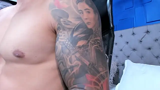 andres-clark92 online show from December 2025 05:30:01 PM