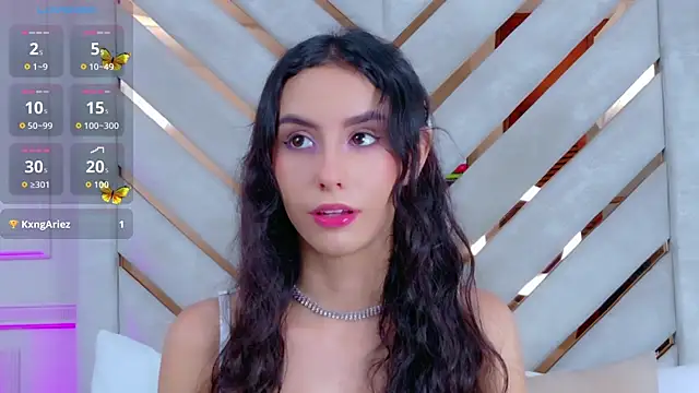 Sarah-Grace online show from November 2025 02:42:02 AM