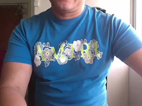 zeusmasterhorny online show from October 2025 05:32:02 PM