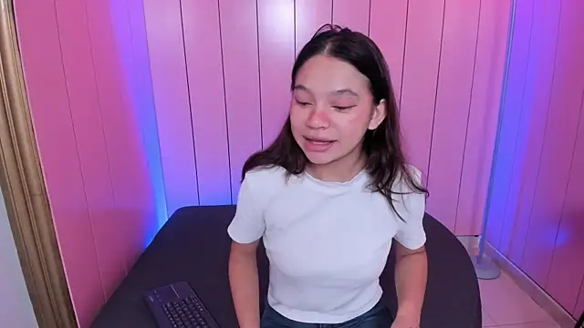 Laurent Scott  online show from October 2025 12:05:02 PM