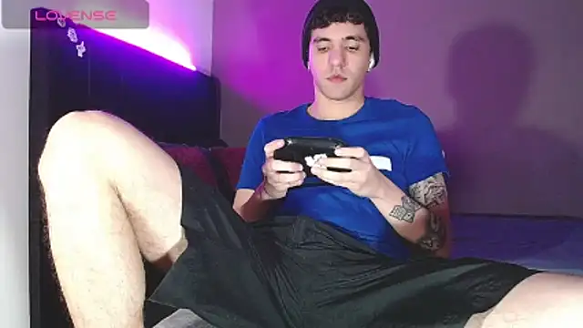 Matteo12  online show from February 2026 02:18:01 AM