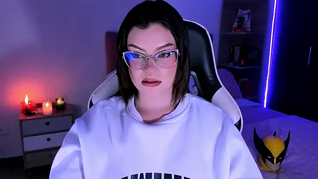 OphelianaRose33 online show from October 2025 10:47:02 PM