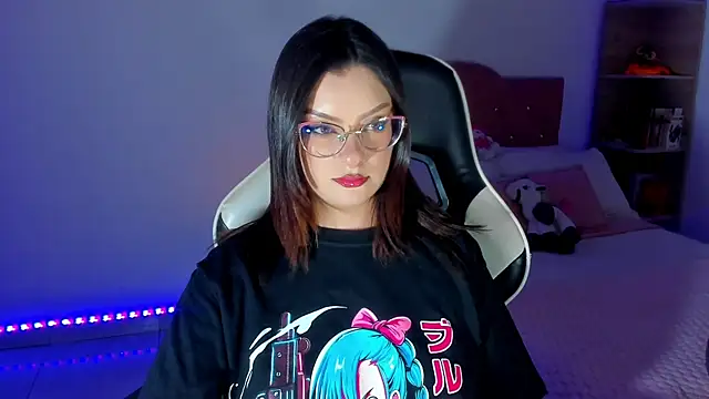 OphelianaRose33 online show from April 2026 11:09:01 PM