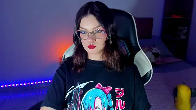 OphelianaRose33 online show from April 2026 06:52:01 PM