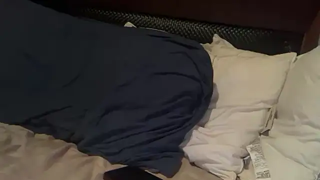 Braiden044t online show from September 2025 11:45:02 AM