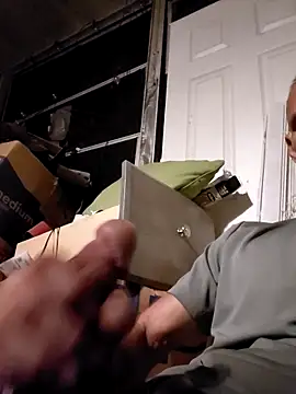 Hungwell1515 online show from October 2025 10:47:01 AM