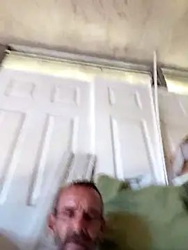 Hungwell1515 online show from October 2025 05:25:01 PM