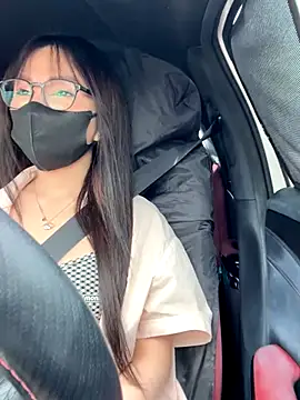 Linh 2004 online show from September 2025 05:46:01 AM