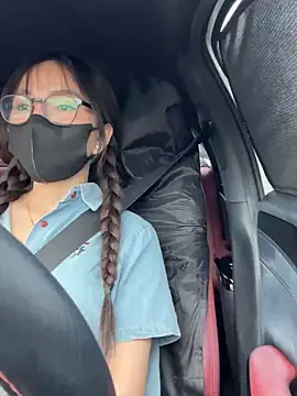 Linh 2004 online show from September 2025 06:29:01 AM