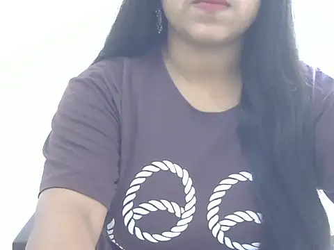 Snapshot of LIYO_ chatting on June 2026 05:39:01 AM LIYO online show from June 2026 05:39:01 AM