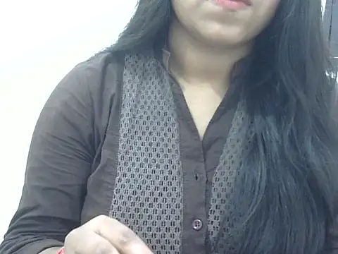 Snapshot of LIYO_ chatting on June 2026 06:52:01 AM LIYO online show from June 2026 06:52:01 AM