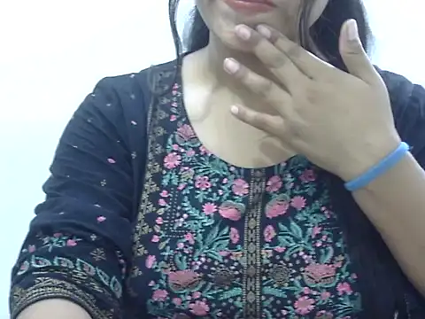 Snapshot of LIYO_ chatting on July 2026 08:09:02 AM LIYO online show from July 2026 08:09:02 AM