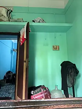 cutecople online show from April 2026 05:47:01 AM