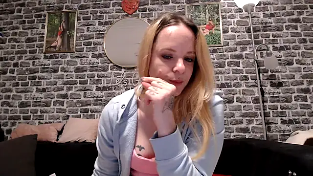 SexyMilf 37 online show from April 2026 08:50:02 PM