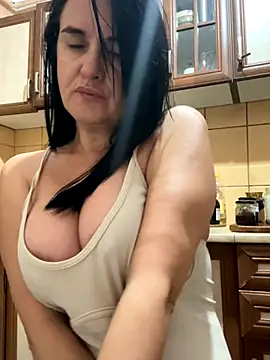 TriumphLove online show from October 2025 05:38:02 AM