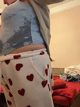 TriumphLove online show from April 2026 06:11:02 PM