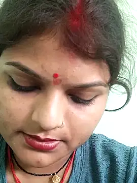 Hot mirchjii online show from September 2025 07:11:02 AM