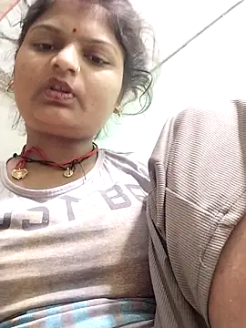 Hot mirchjii online show from October 2025 11:38:01 PM