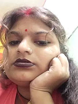 Hot mirchjii online show from October 2025 03:25:01 PM