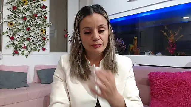 Snapshot of tammyandradee chatting on September 2025 02:11:02 AM tammyandradee online show from September 2025 02:11:02 AM