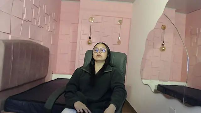 katalina07 1 online show from September 2025 12:28:01 PM