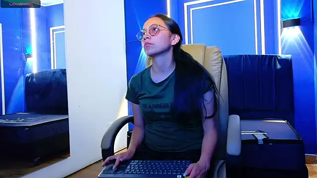 katalina07 1 online show from June 2026 09:02:01 PM