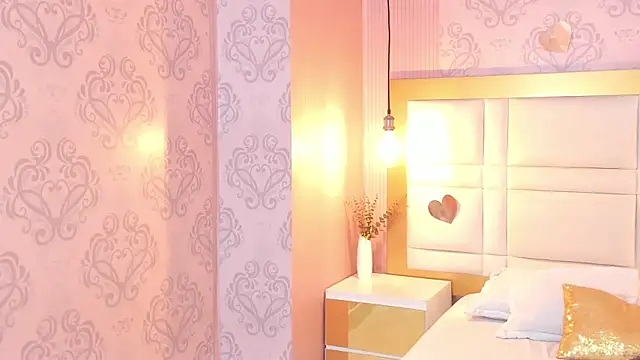 luna hot ass online show from February 2026 03:43:01 PM