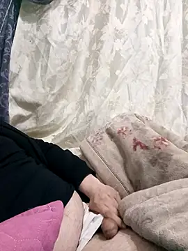 Puzzlingagent97 online show from April 2026 10:27:01 PM