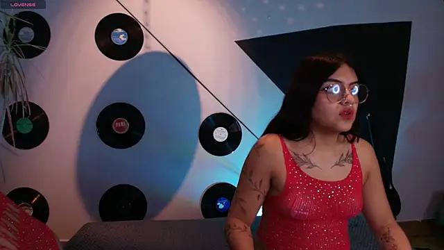 Lilith and Khloe online show from September 2025 11:22:02 AM