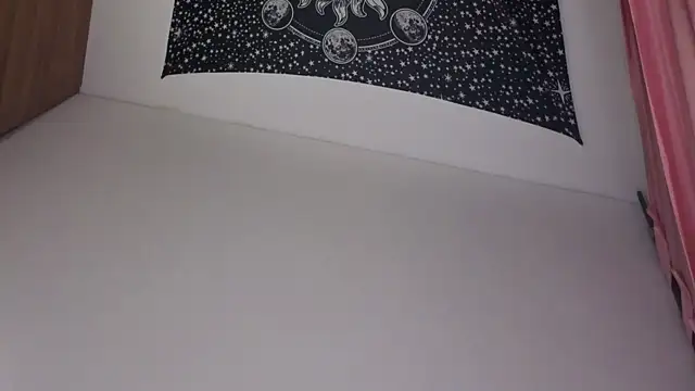 lilyx  online show from April 2026 04:56:01 AM