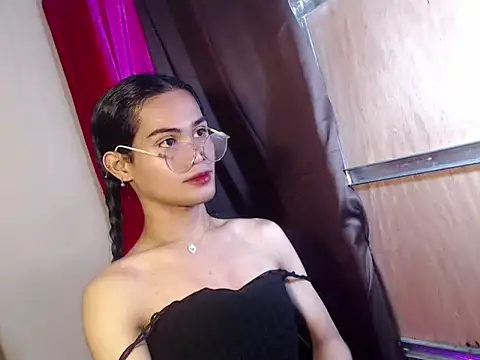 bellalot online show from September 2025 03:00:02 AM