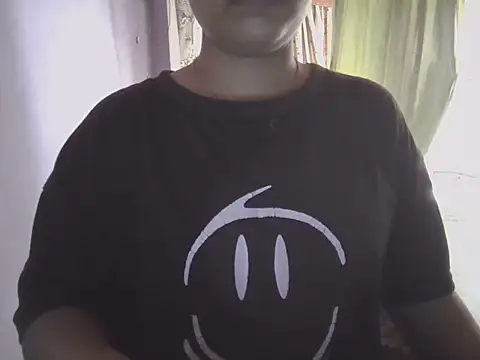 Snapshot of Naina_007 chatting on October 2025 10:13:02 AM Naina 007 online show from October 2025 10:13:02 AM