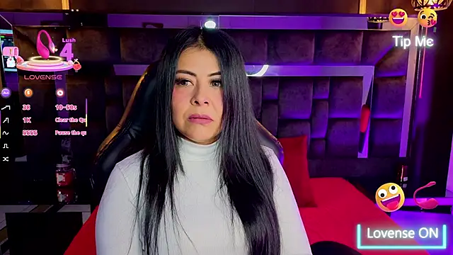 Aniajoness  online show from December 2025 03:48:01 AM