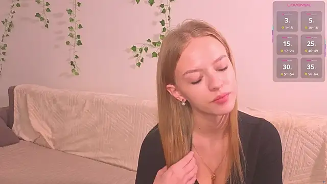 EditaHedley online show from October 2025 07:18:01 AM