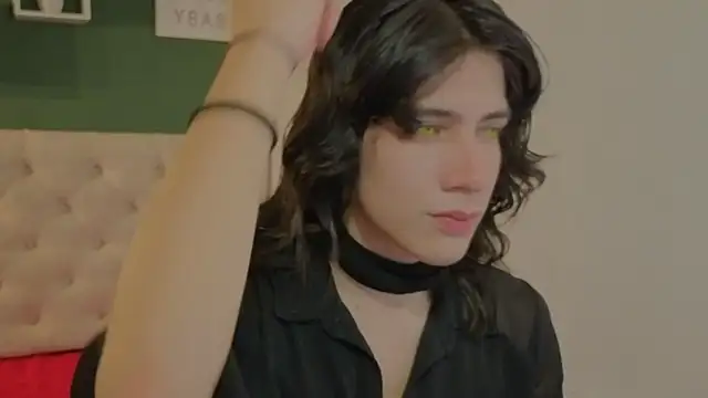 devils cry online show from November 2025 03:50:01 AM