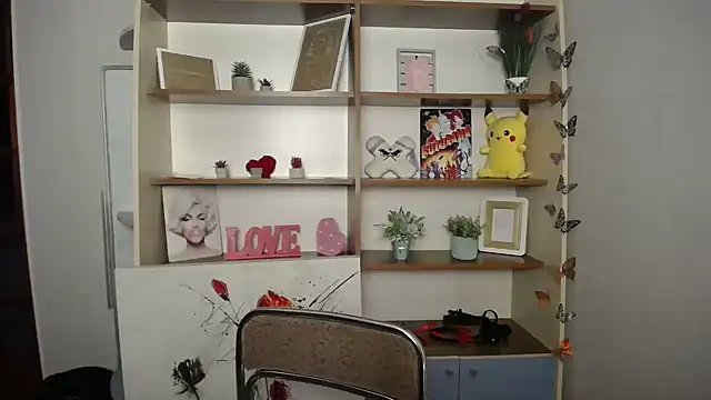 Katrin kiss  online show from March 2026 02:22:02 PM