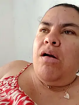 yaneth  online show from December 2025 07:53:02 PM