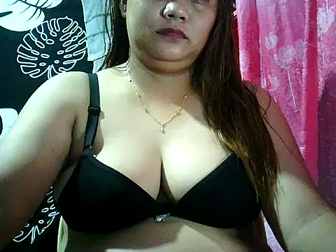 Snapshot of yuana25 chatting on May 2026 08:43:01 AM yuana25 online show from May 2026 08:43:01 AM
