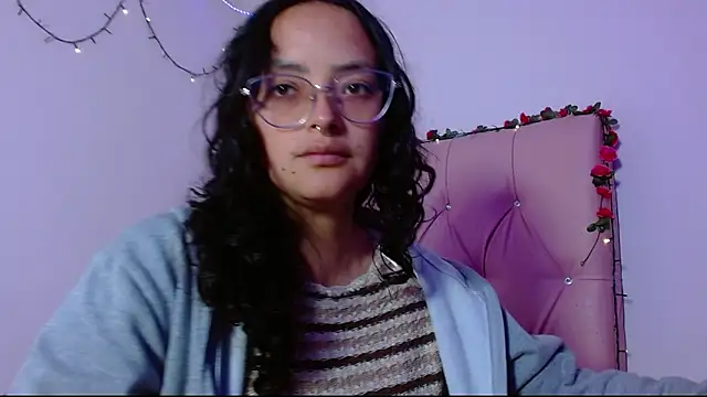 manumeow1 online show from December 2025 10:15:02 PM