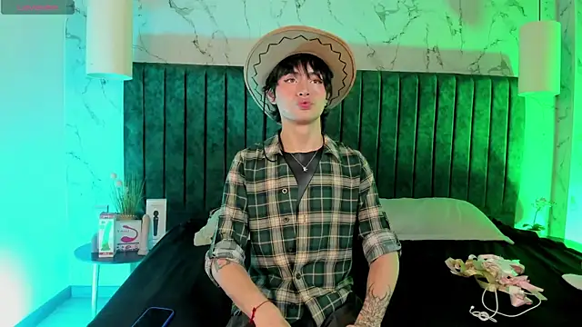 Snapshot of _ANGELL_DUSTT_ chatting on October 2025 03:56:01 AM ANGELL DUSTT online show from October 2025 03:56:01 AM