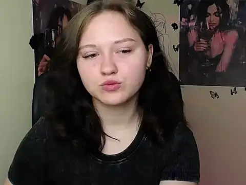 LadyAlice  online show from June 2026 06:26:01 AM