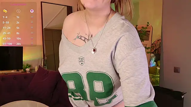 Morvelyn online show from April 2026 09:53:01 PM