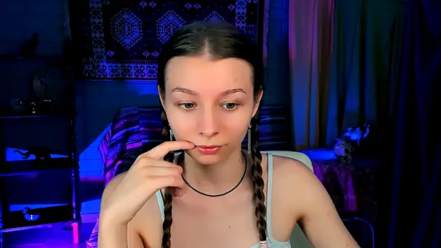 JulieDaniel online show from November 2025 04:18:01 AM