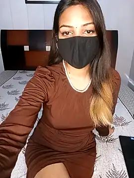 Snapshot of Hot_malika19 chatting on September 2025 10:15:02 AM Hot malika19 online show from September 2025 10:15:02 AM