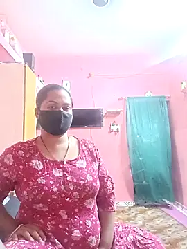 Snapshot of biggbobbsgirl chatting on September 2025 06:31:02 PM biggbobbsgirl online show from September 2025 06:31:02 PM