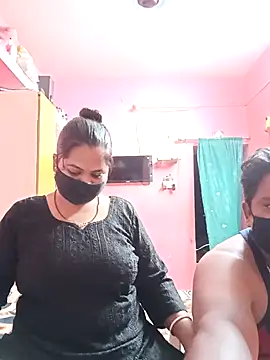 Snapshot of biggbobbsgirl chatting on September 2025 06:34:01 PM biggbobbsgirl online show from September 2025 06:34:01 PM