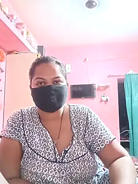 Snapshot of biggbobbsgirl chatting on September 2025 01:11:01 AM biggbobbsgirl online show from September 2025 01:11:01 AM